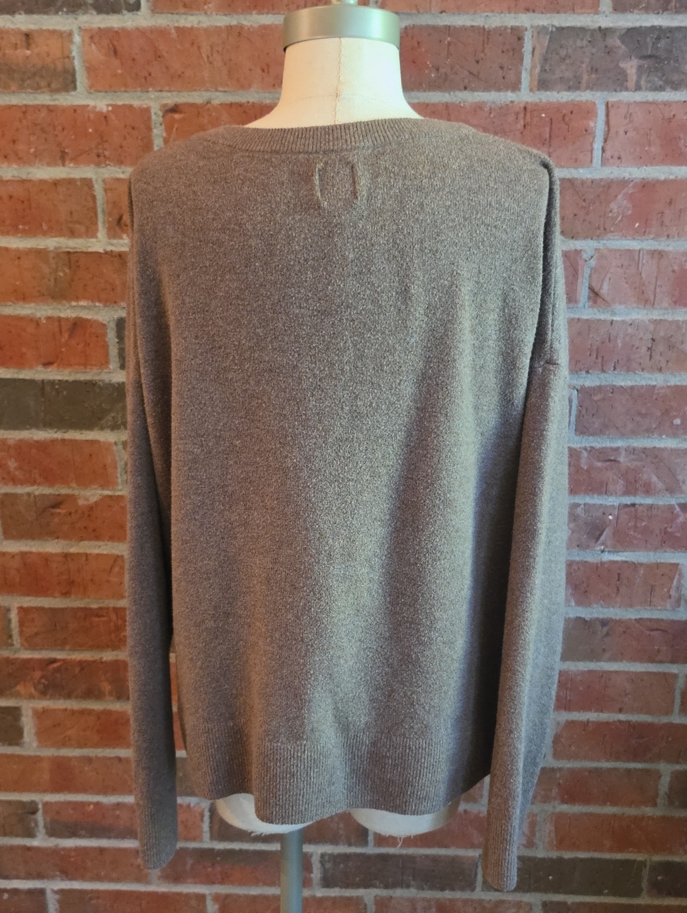 GAP Womens Cafe Brown V Neck Pullover Sweater GUC XL - Picture 4 of 8